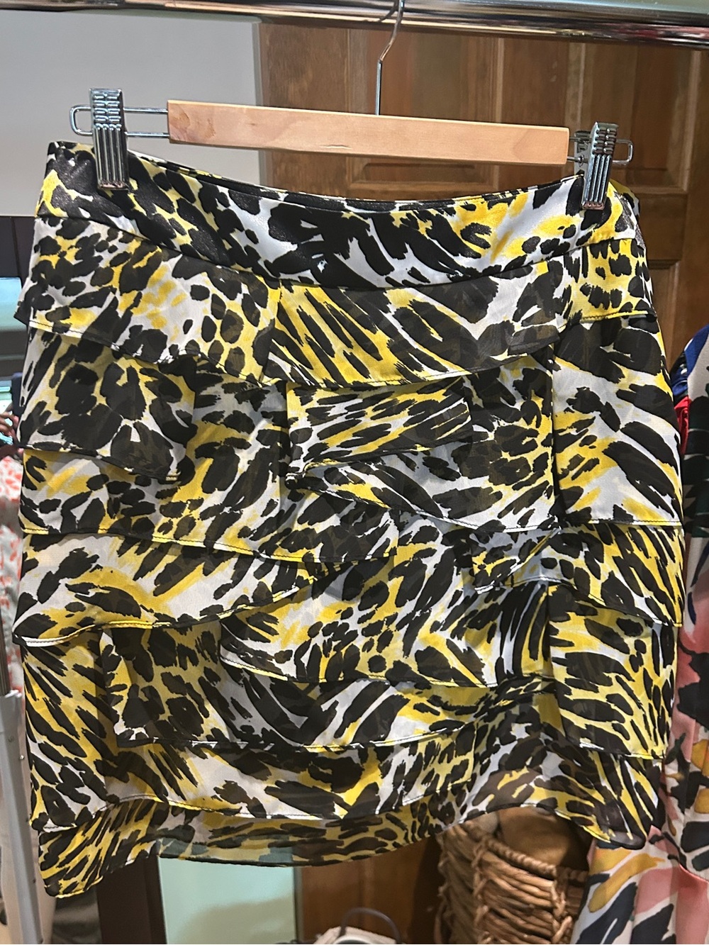 Cache Tiered Ruffle Animal Print Mini Skirt - Yellow/Black Sz 8 NWT